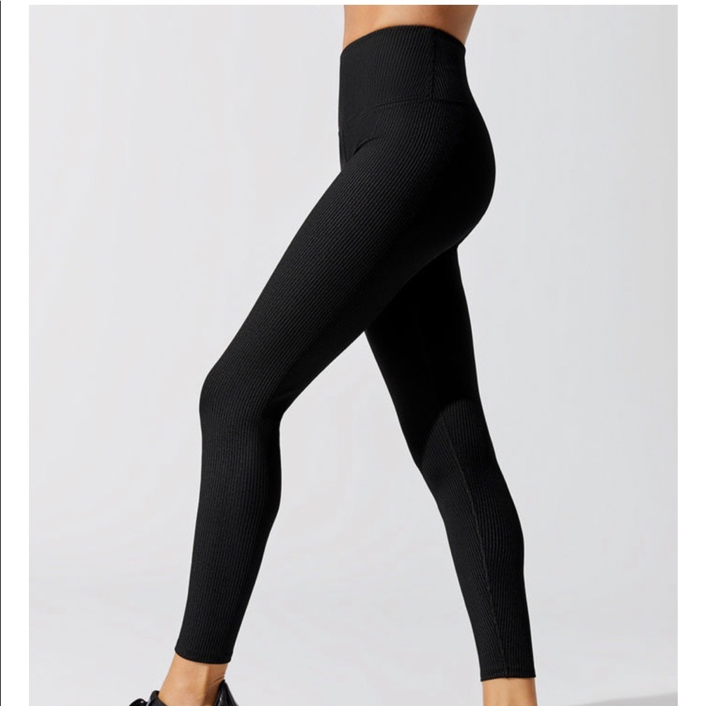 Good American black leggings